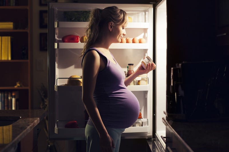 8 Foods and Beverages to Avoid During Pregnancy