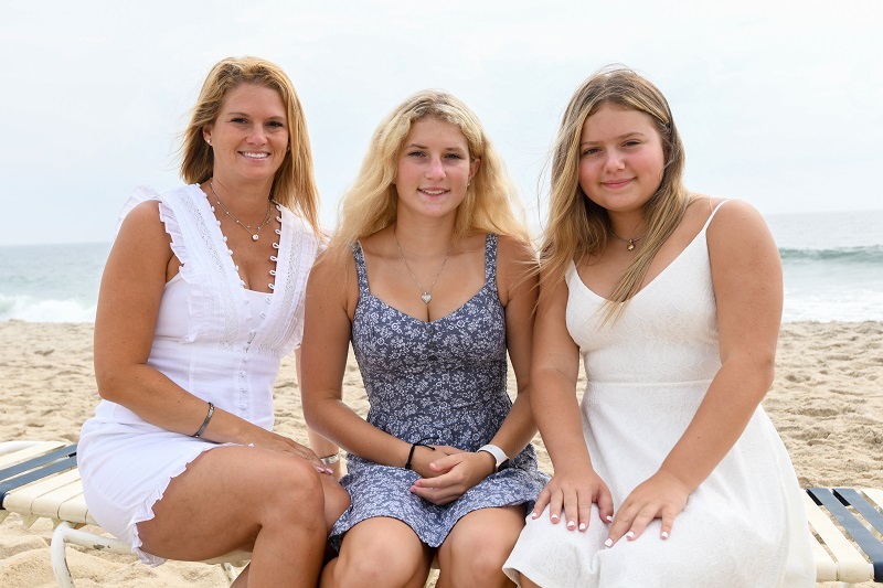 Kayce Ketchow and her two daughters