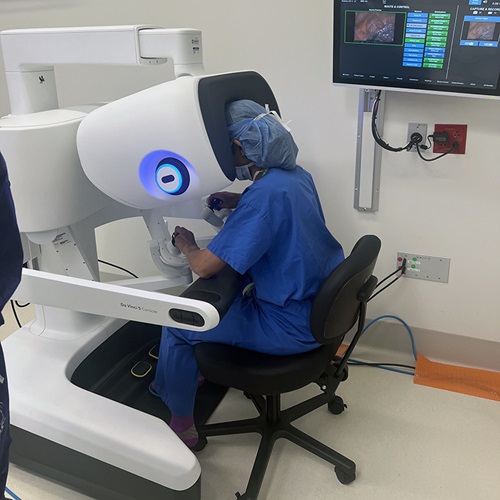 Da Vinci 5 Multiport Robotic Surgical System
